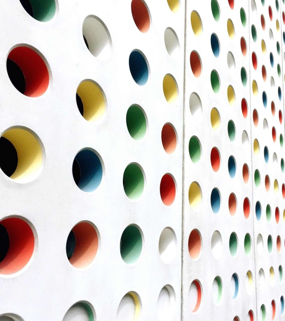 Colorful dotted wall pattern